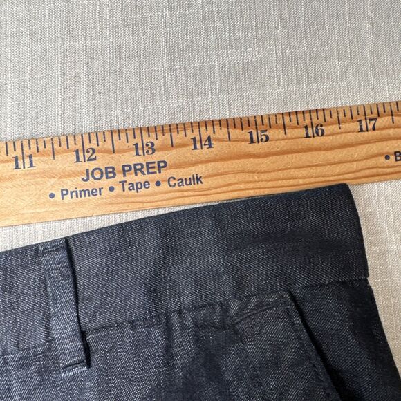 Made And Loved Loft Dark Wash Shorts NEW - Measures 33” Waist ( Tag Shows 6/28 ) - Picture 4 of 11